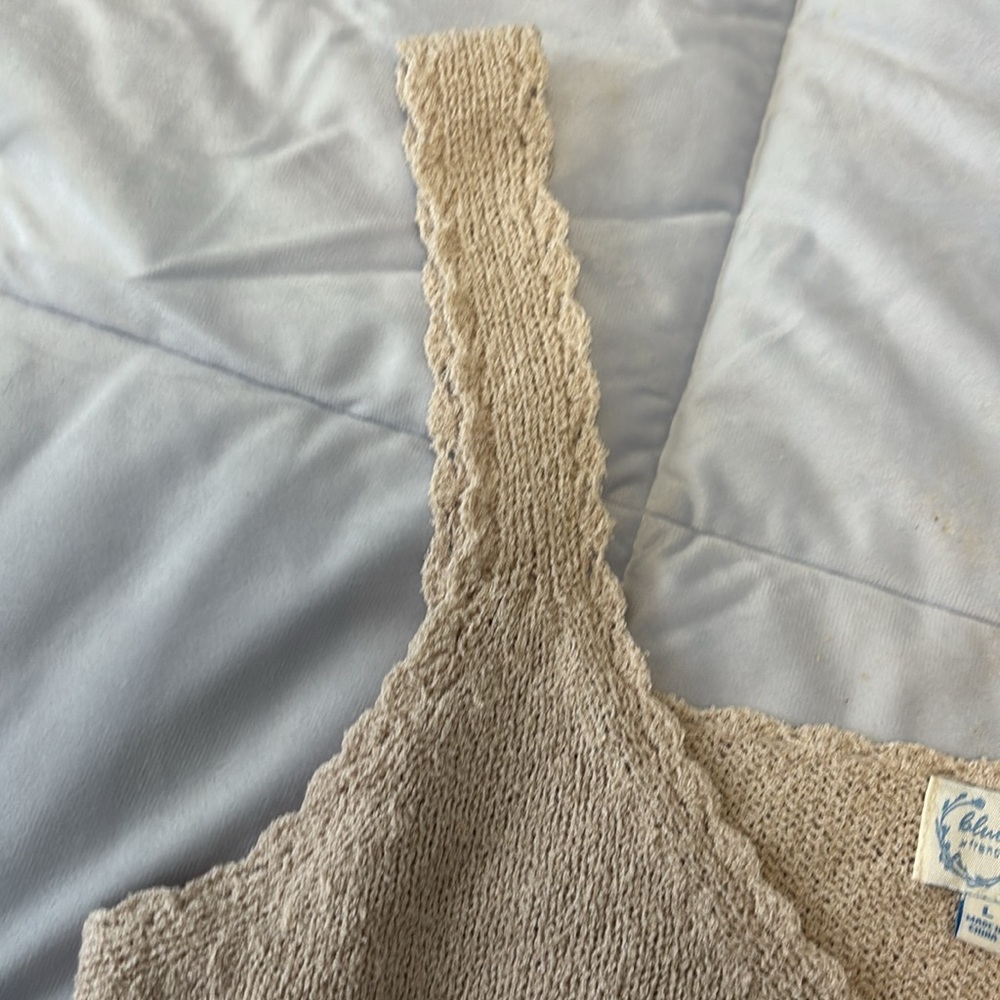 Blue Rain x Francesca’s tank top size large - Picture 3 of 3